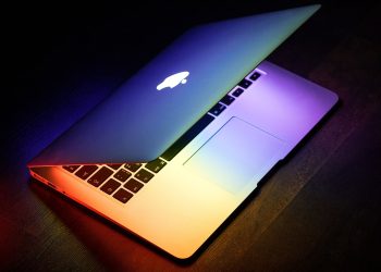 laptop-2575689_1280